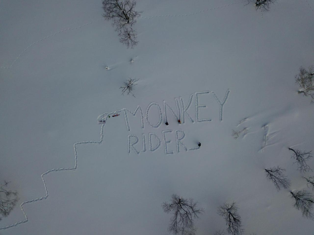 Monkey Rider Hotel Hakuba Exterior foto